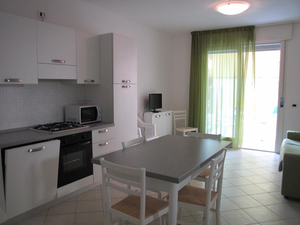Residence Gianka - Agenzia Cocal Caorle Szoba fotó