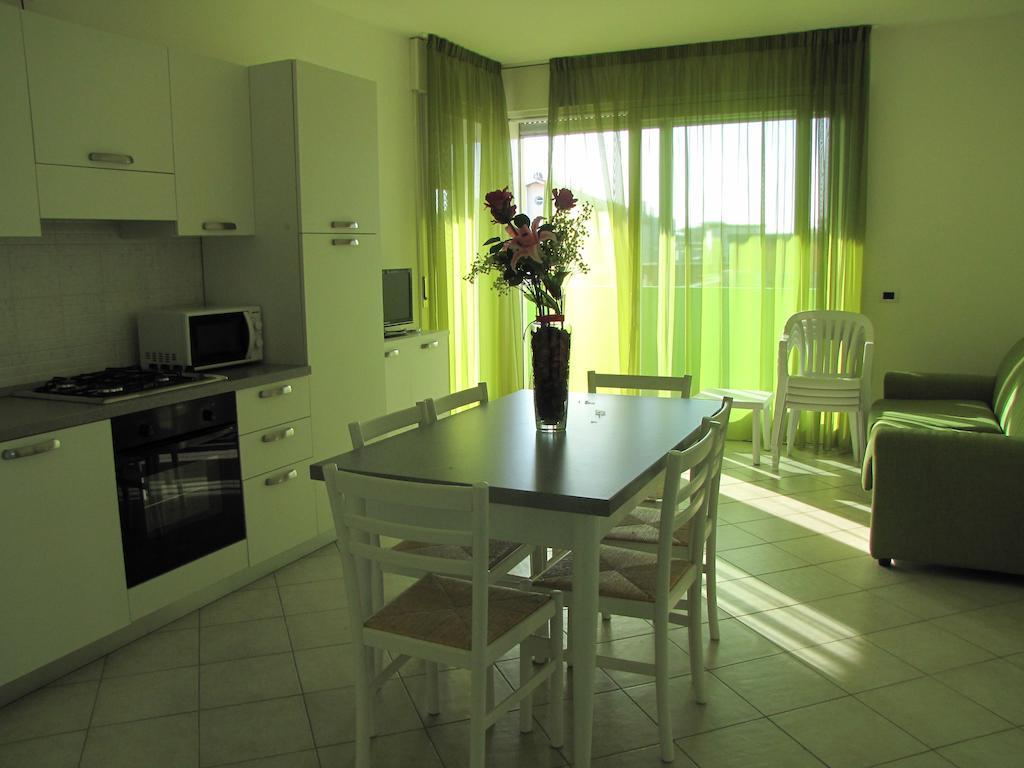Residence Gianka - Agenzia Cocal Caorle Szoba fotó